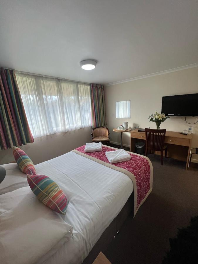 Hermitage Park Hotel Coalville Exterior photo