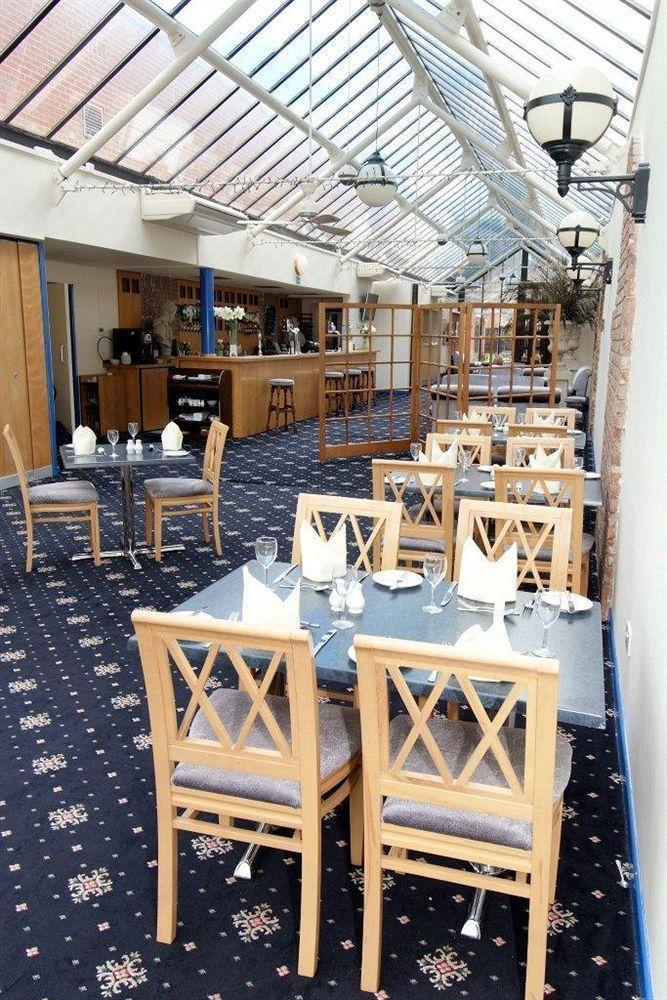 Hermitage Park Hotel Coalville Exterior photo